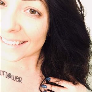 Meet your Posher, Alexandra